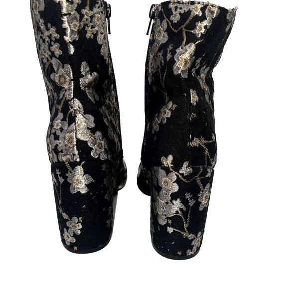 Indigo Rd Brooke Boots Floral Black Embroidered Tapestry Ankle Booties Women's 9 - Picture 6 of 9